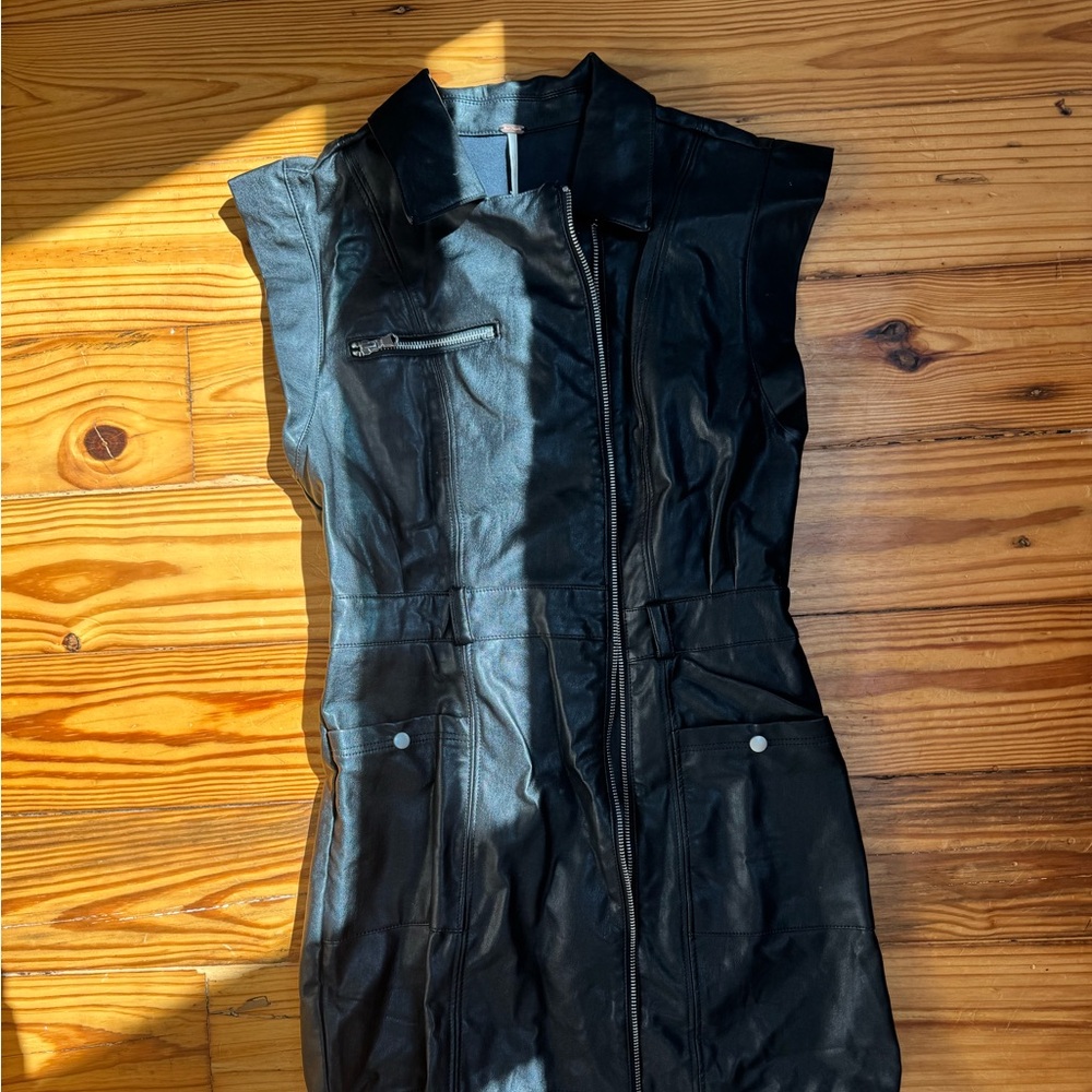 Free people dress size XS, leather